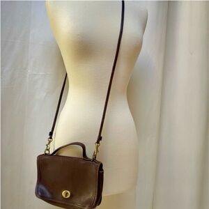 Vintage Coach Crossbody bag